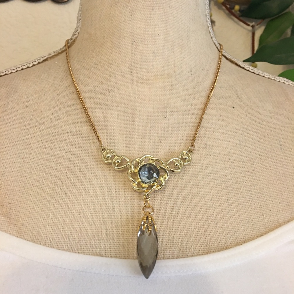 Vintage 70s chandelier glass crystal necklace